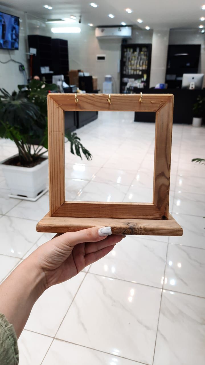 استند آویز مربعی