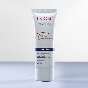 کرم ضد آفتاب بی رنگ مناسب پوست نرمال تا خشک امونی